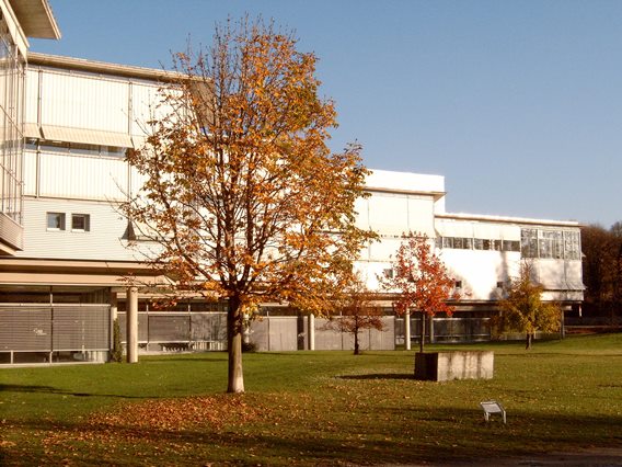 Staats- und Universittsbibliothek Gttingen 5av25